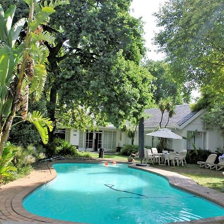 Garden Place Guest Houses Johannesburg Dış mekan fotoğraf